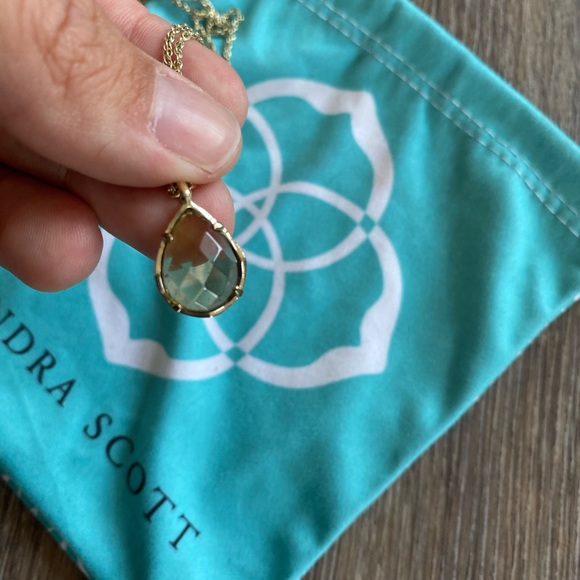 Kendra Scott Jewelry - Kendra Scott tear drop necklace-Smokey quartz